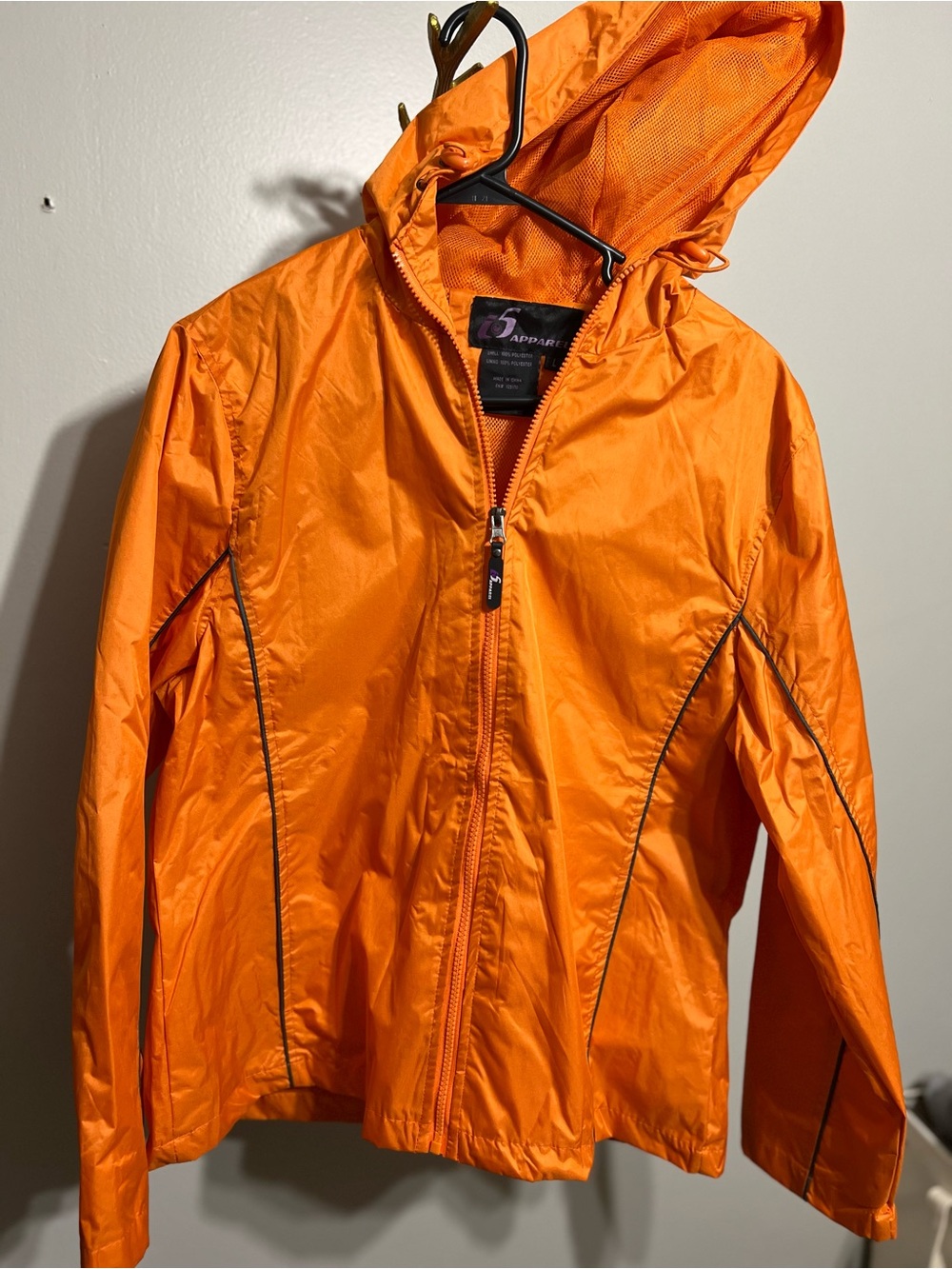 5th Apparel Bright Orange Lightweight Hooded Jacket size Large slim fit